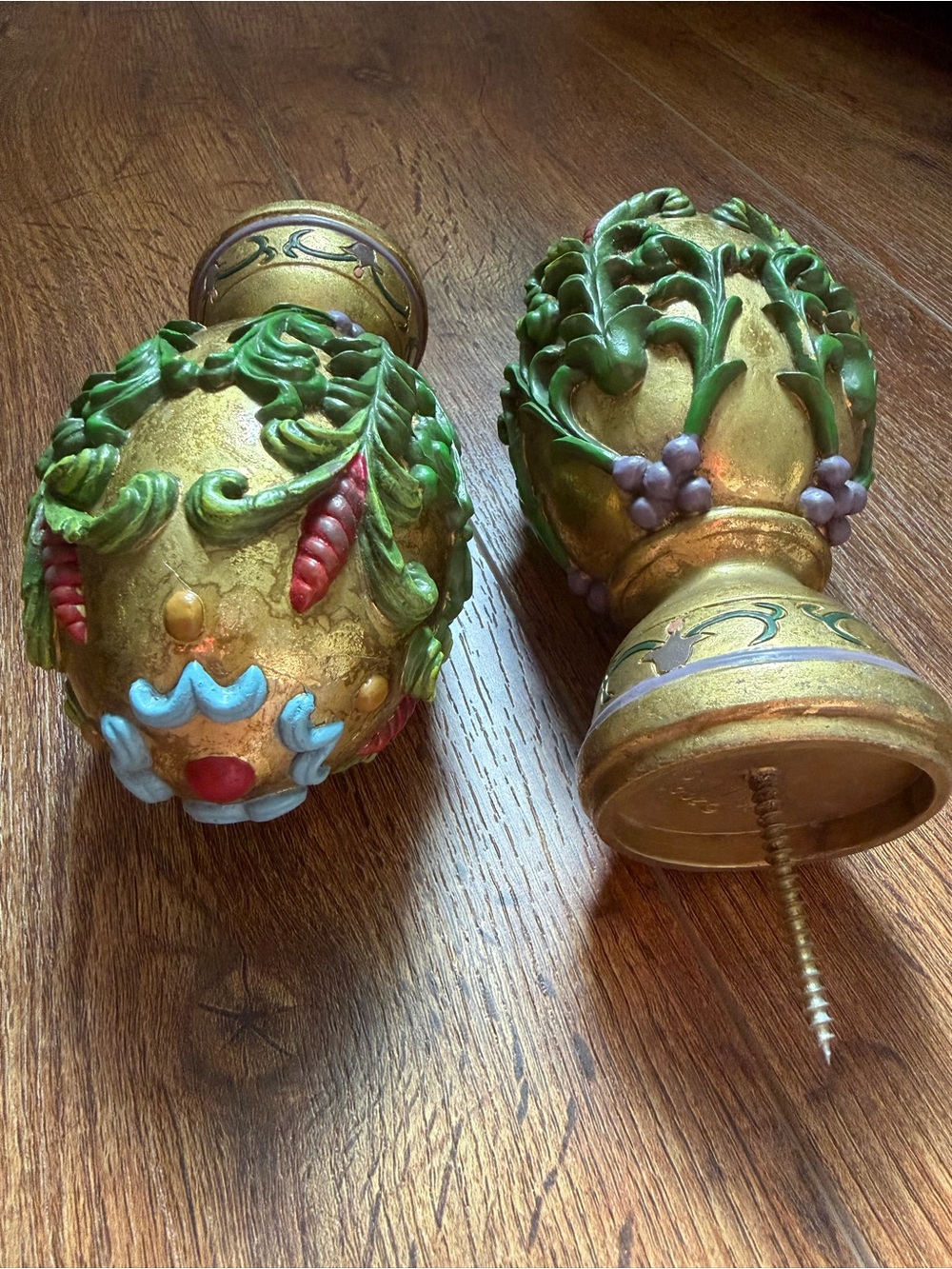 Decorative Gold Curtain Rod Finials with Green Vine Accents - Pair - Picture 3 of 8